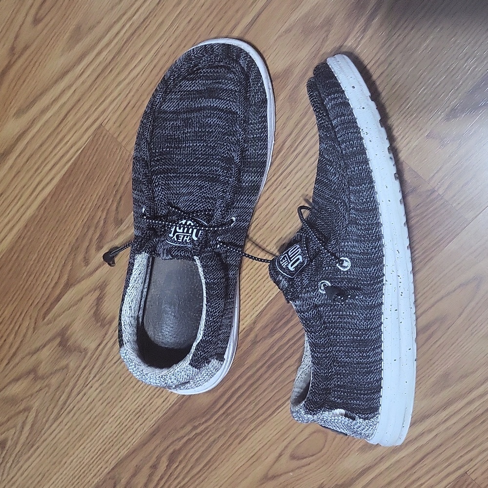 Mens 9 Hey Dude wally stretch mix meteorite marled gray boat shoes with box